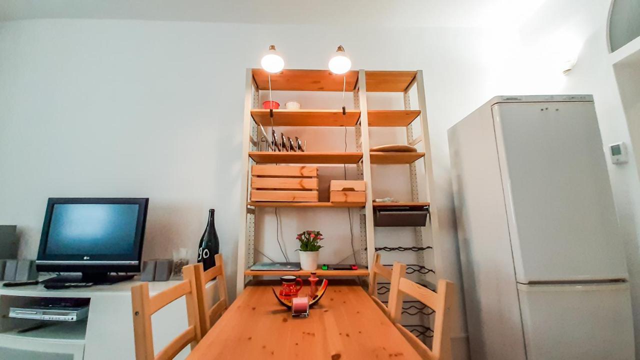 Altido Lovely 1-Br Flat With Easy Access To Centre 米兰 外观 照片